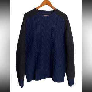 SACAI 668 CABLE KNIT SWEATER SIZE 2  Navy Blue /Black Angora EUC!